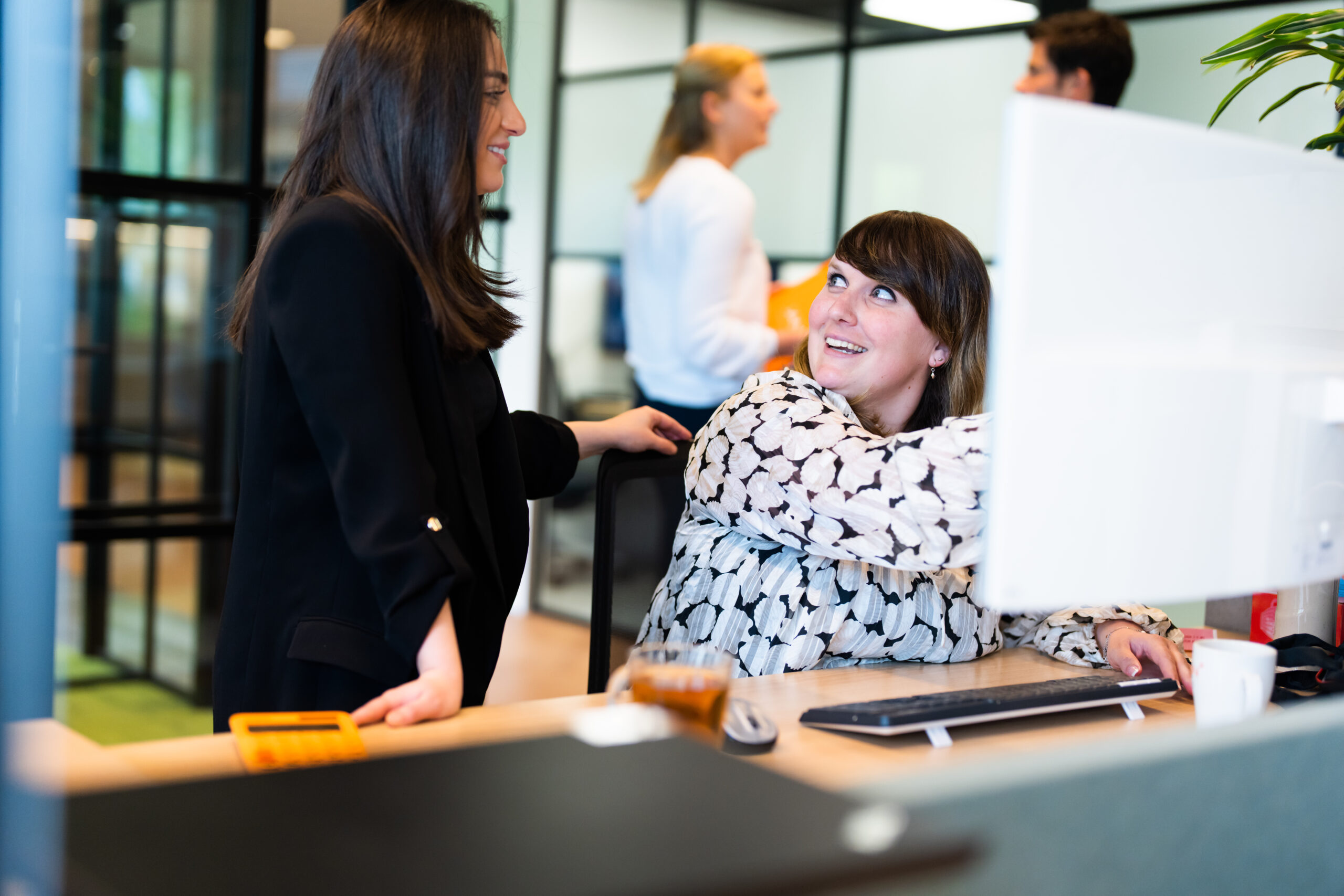 Elif en Sabrena, Schiphol-Rijk, Fiscaal 2